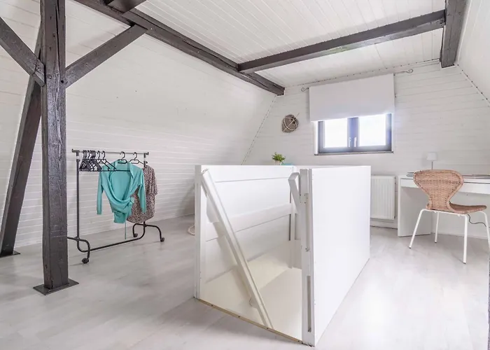 & Calm - Wohlfuehl-wohnung In Stadtnaehe Fuer Familien Oder Freunde Appartement *